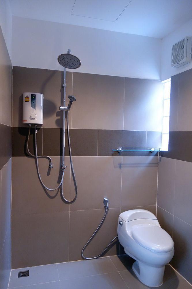 Gp Rooms Pool Guesthouse パッタヤー エクステリア 写真