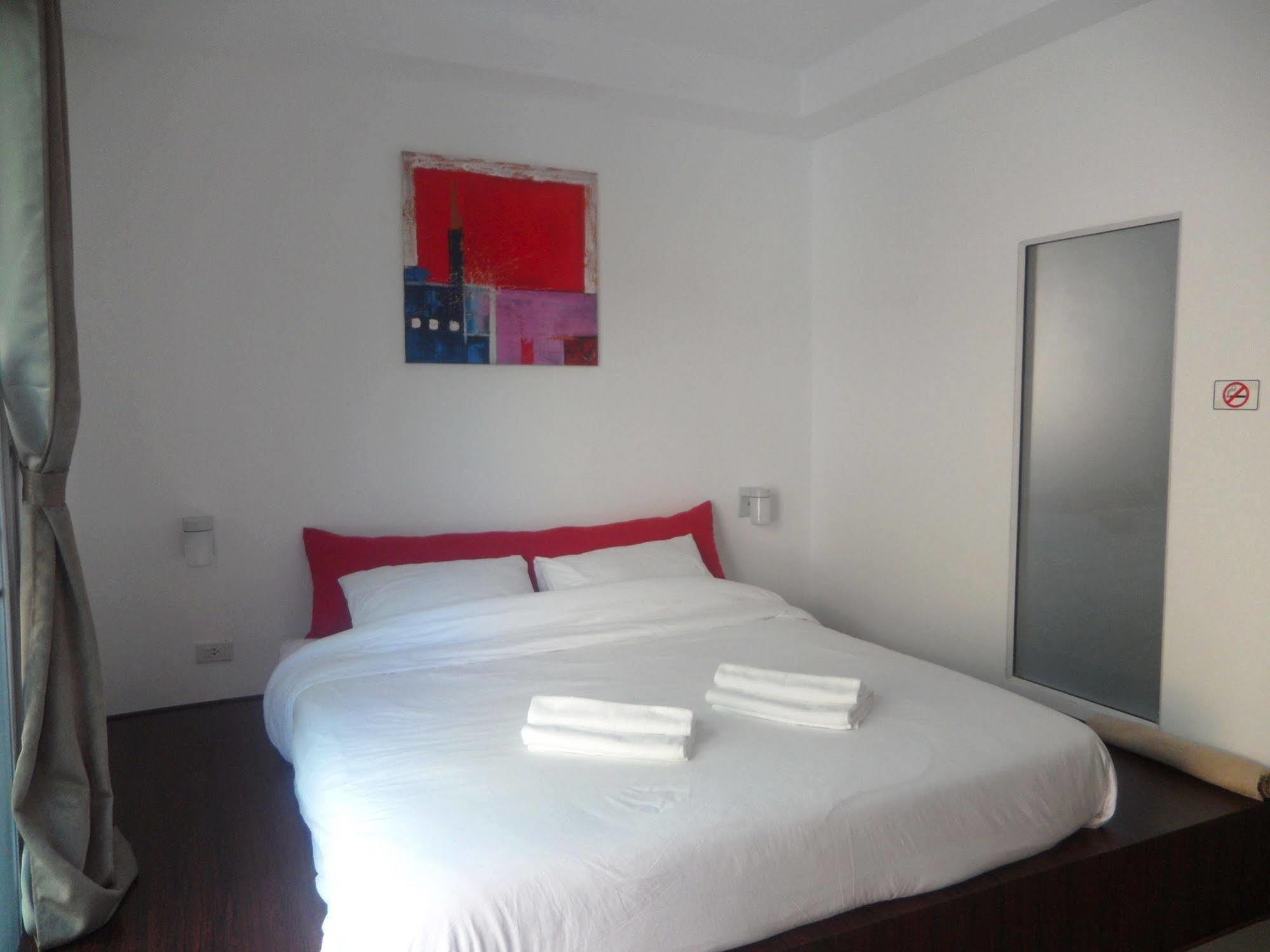 Gp Rooms Pool Guesthouse パッタヤー エクステリア 写真
