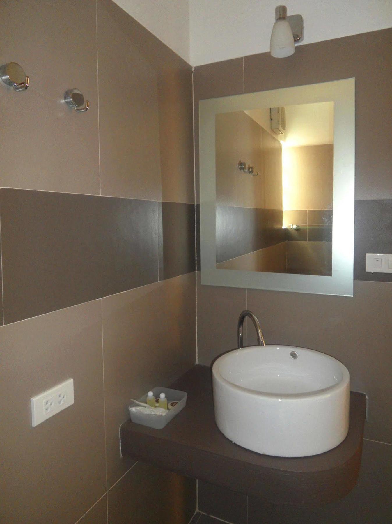 Gp Rooms Pool Guesthouse パッタヤー エクステリア 写真