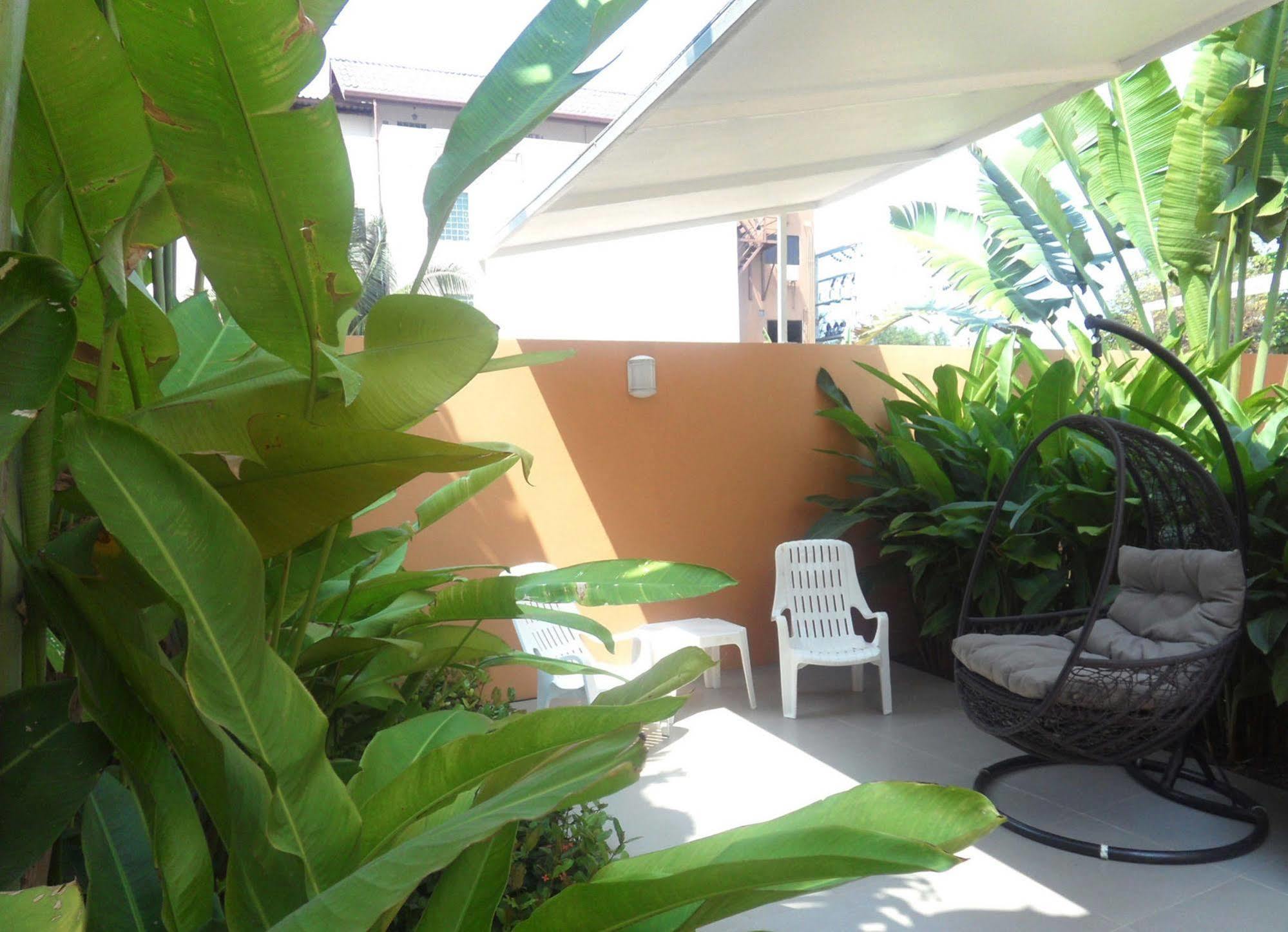 Gp Rooms Pool Guesthouse パッタヤー エクステリア 写真