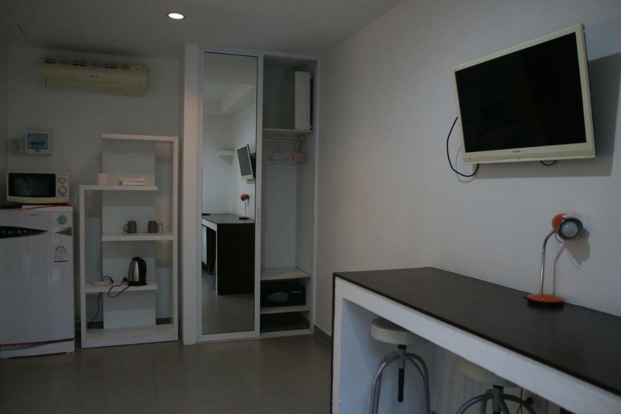 Gp Rooms Pool Guesthouse パッタヤー エクステリア 写真