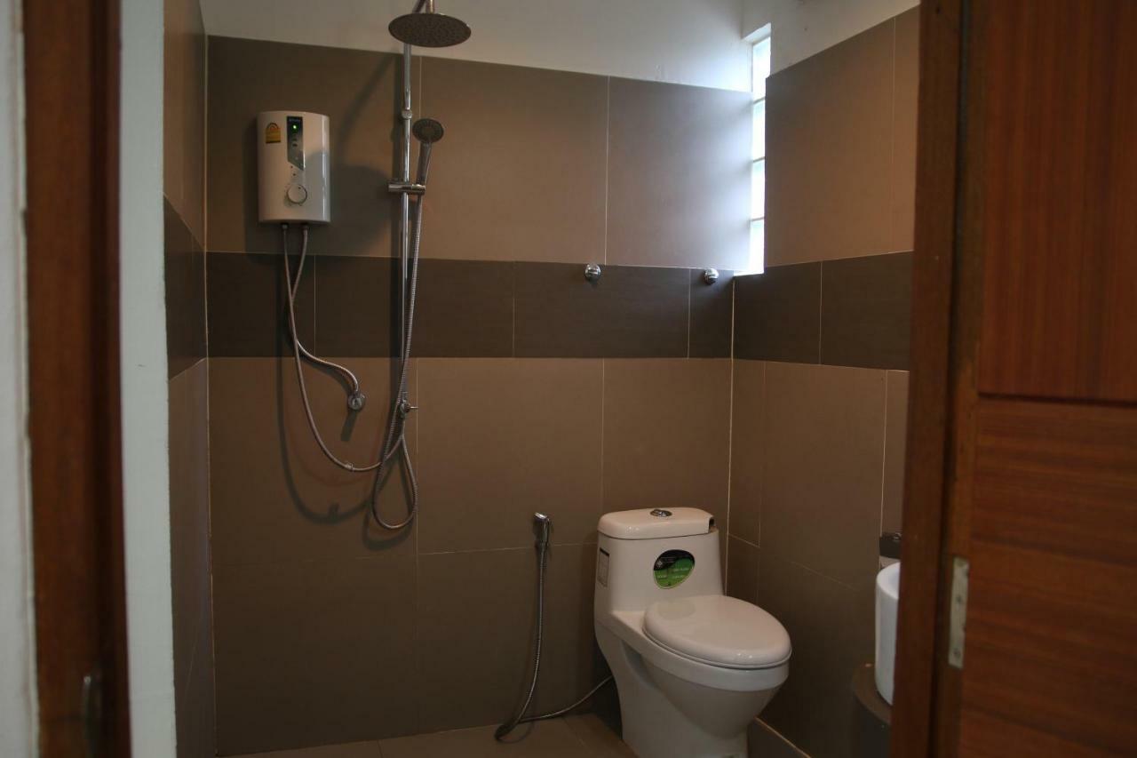 Gp Rooms Pool Guesthouse パッタヤー エクステリア 写真
